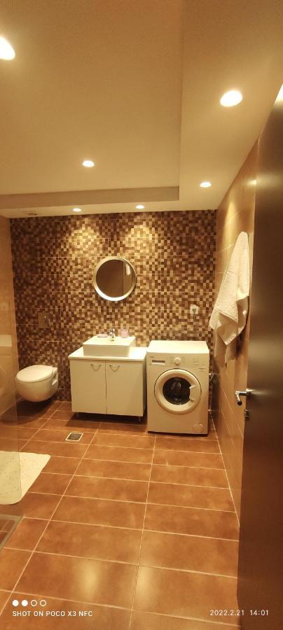 Diamond Deluxe Apartments Pool&Bar 马斯蒂查里 外观 照片